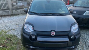 Fiat Panda hybrid Cross pronta consegna Nuove, km0 e aziendali